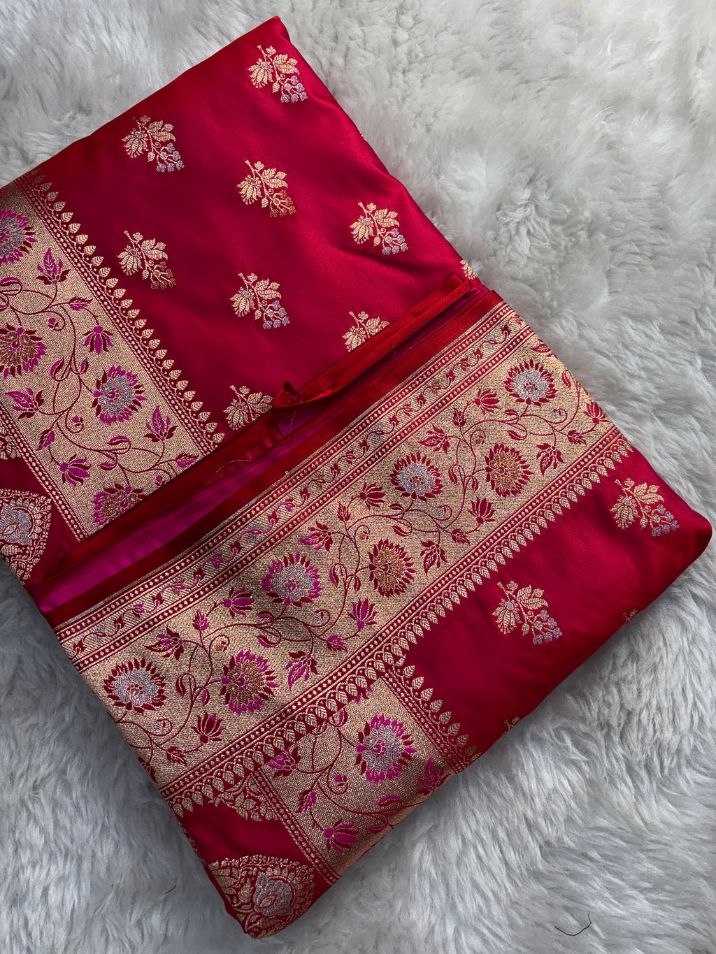 Dual Shade Red Satin Katan Silk Meena Buti Saree SK19
