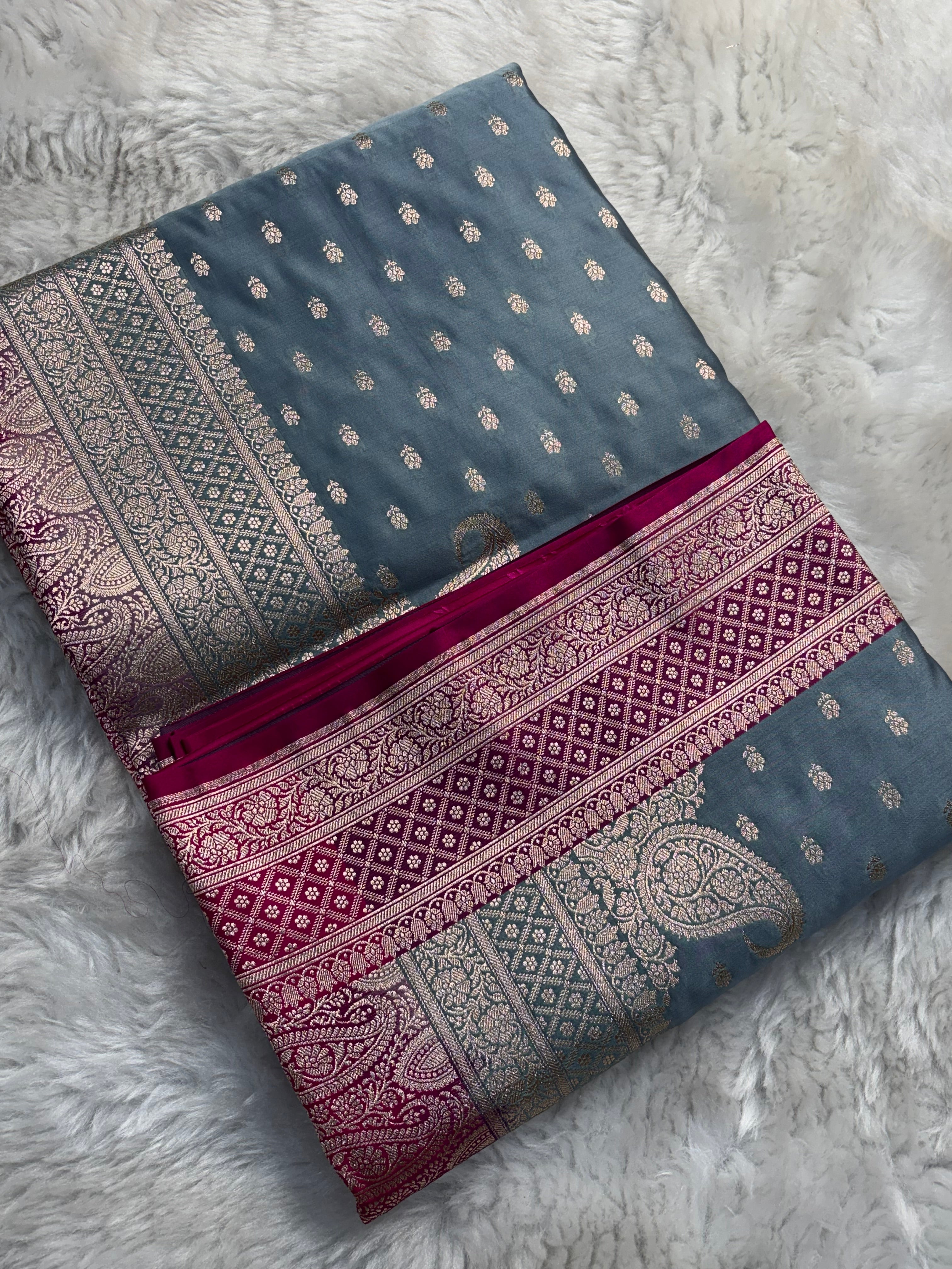 Grey Contrast Satin Katan Silk Koniya Saree SK12