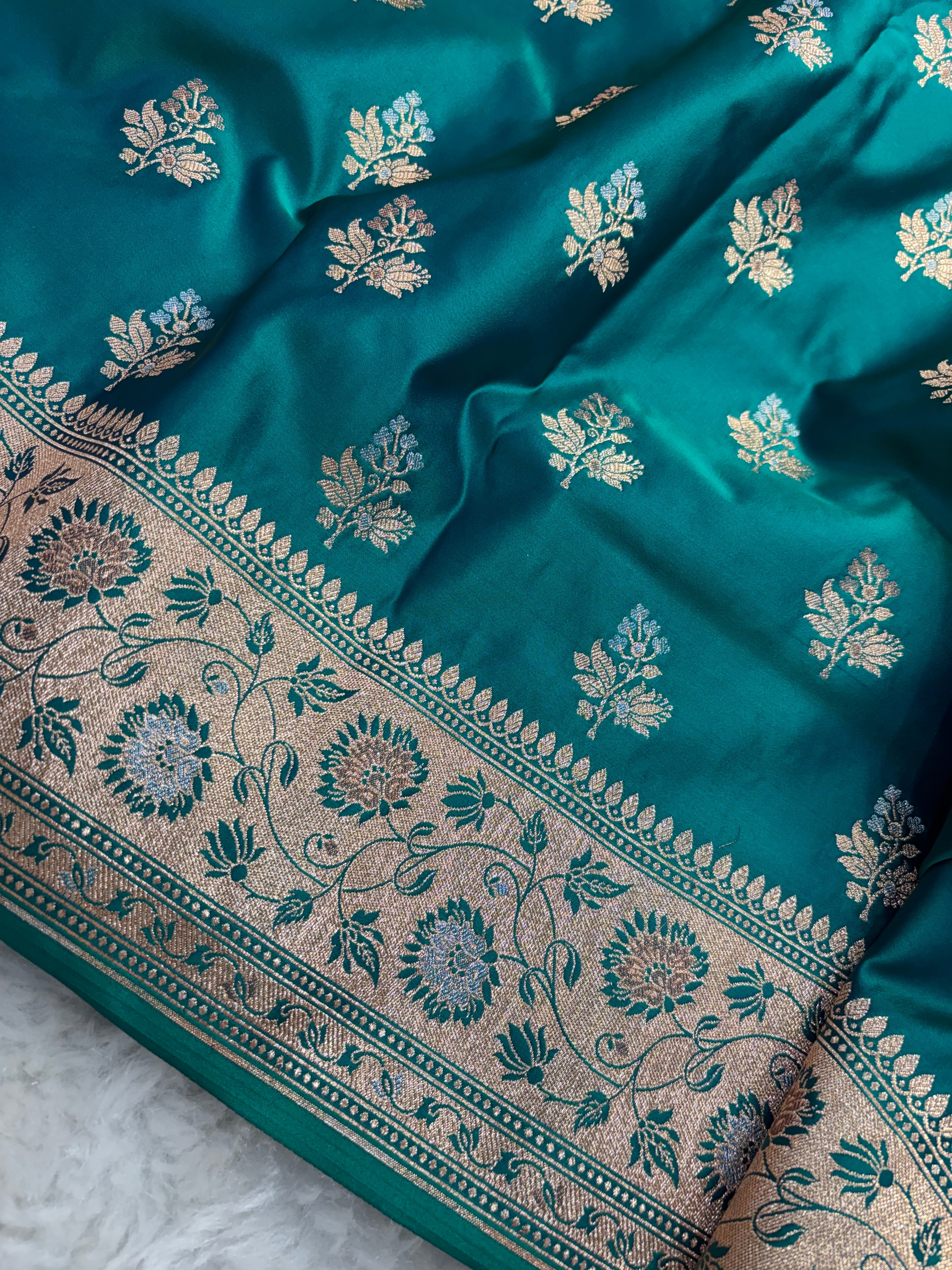 Dual Shade Sapphire Satin Katan Silk Meena Buti Saree SK19