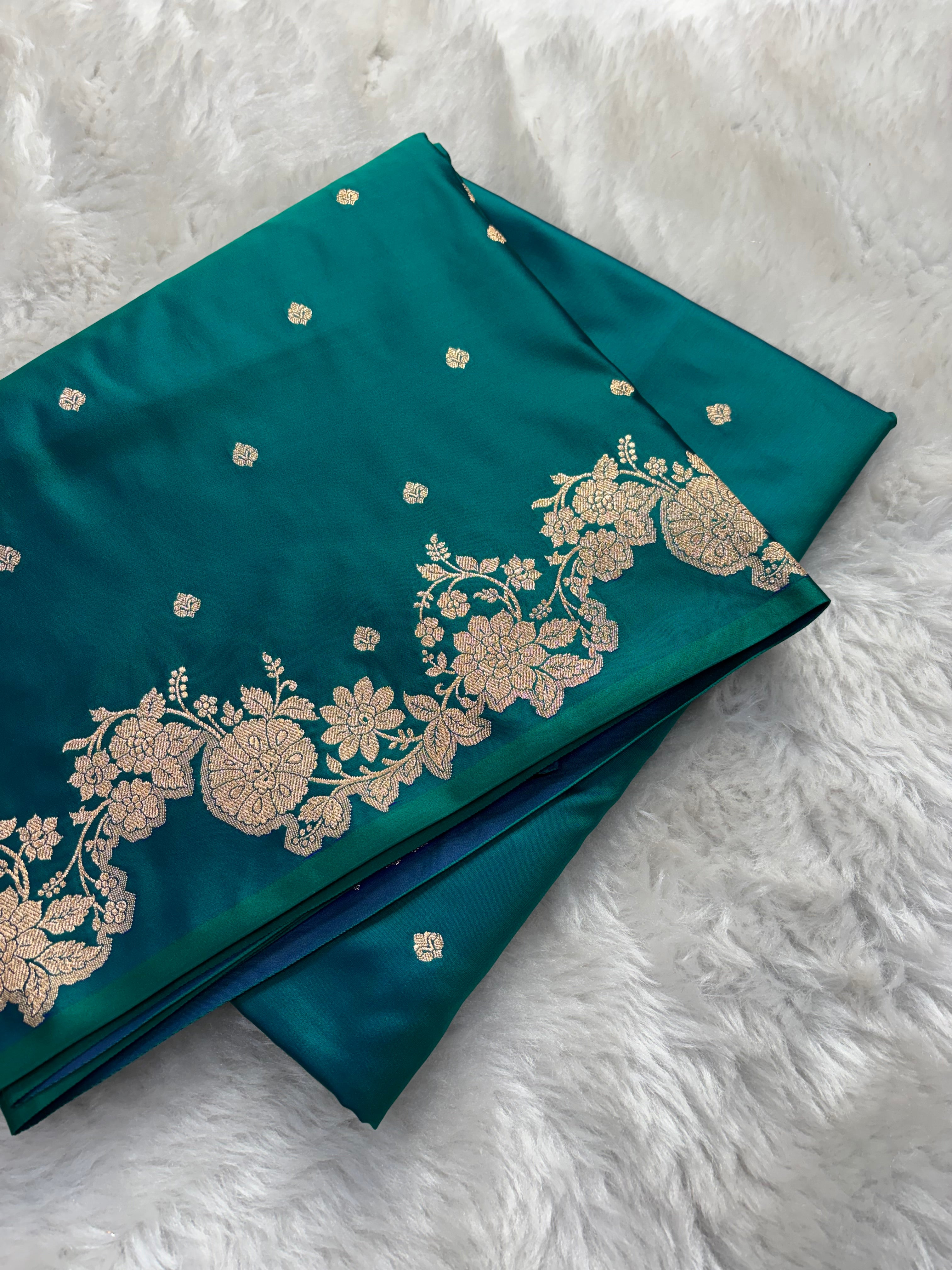 Dual Tone Sapphire Satin Katan Silk Open Border Saree SK01