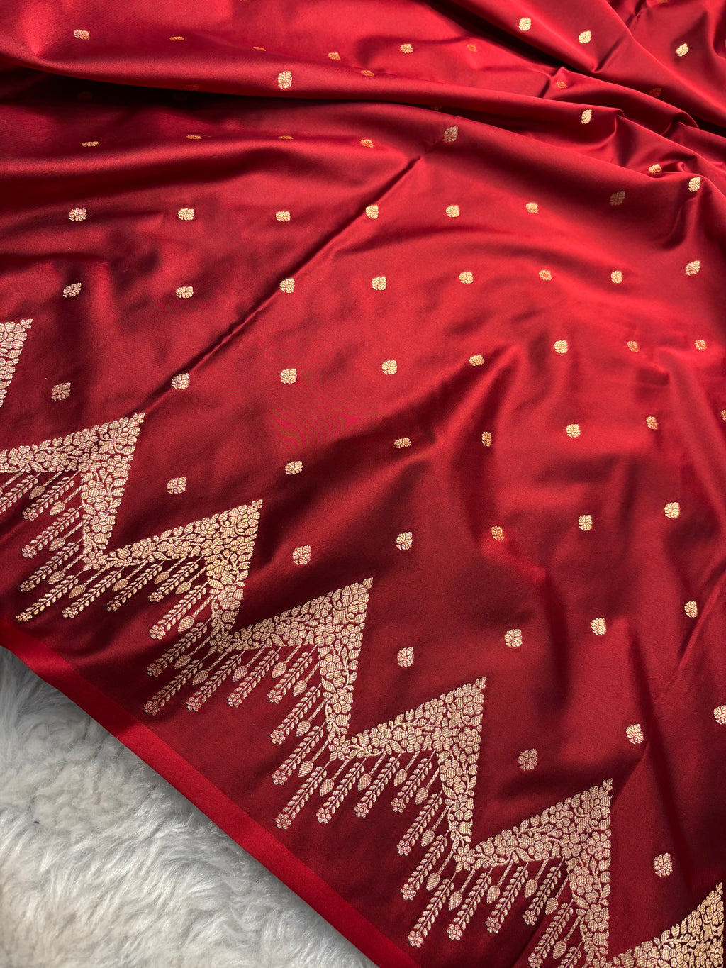 Maroon Satin Katan Silk Open Border Saree SK16