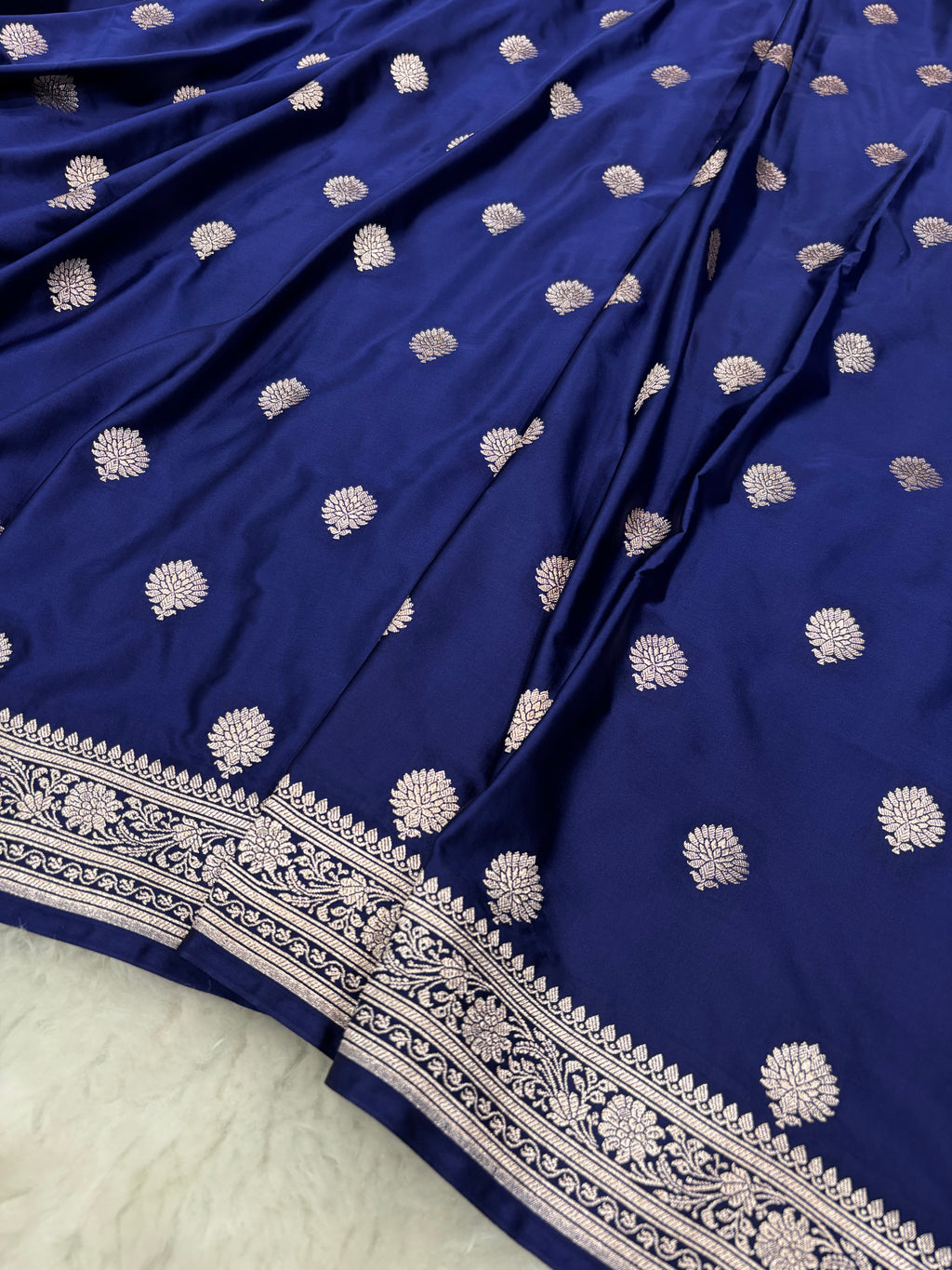 Navy Blue Mashru Silk Banarasi Saree with all over Motifs
