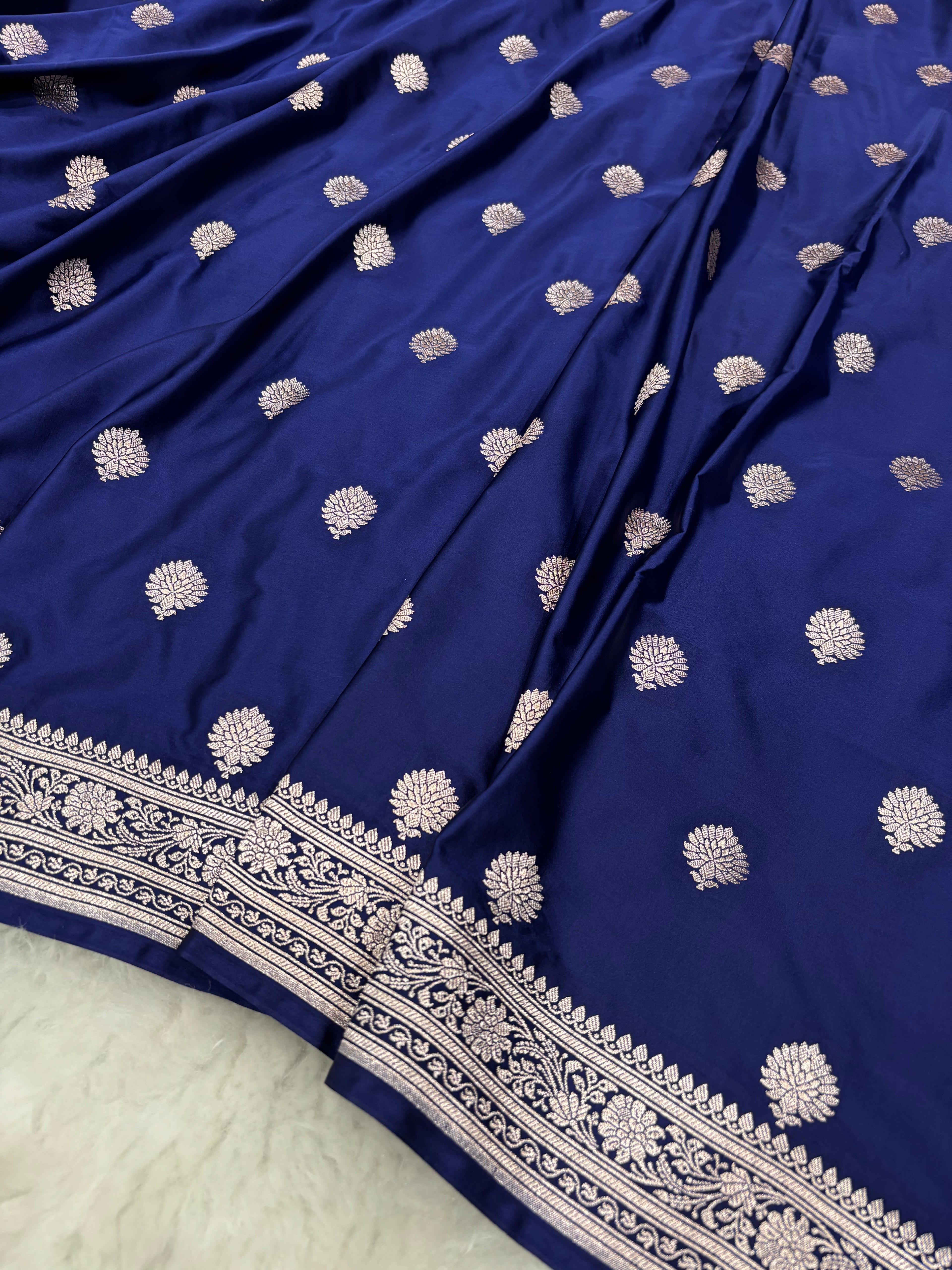 Navy Blue Mashru Silk Banarasi Saree with all over Motifs
