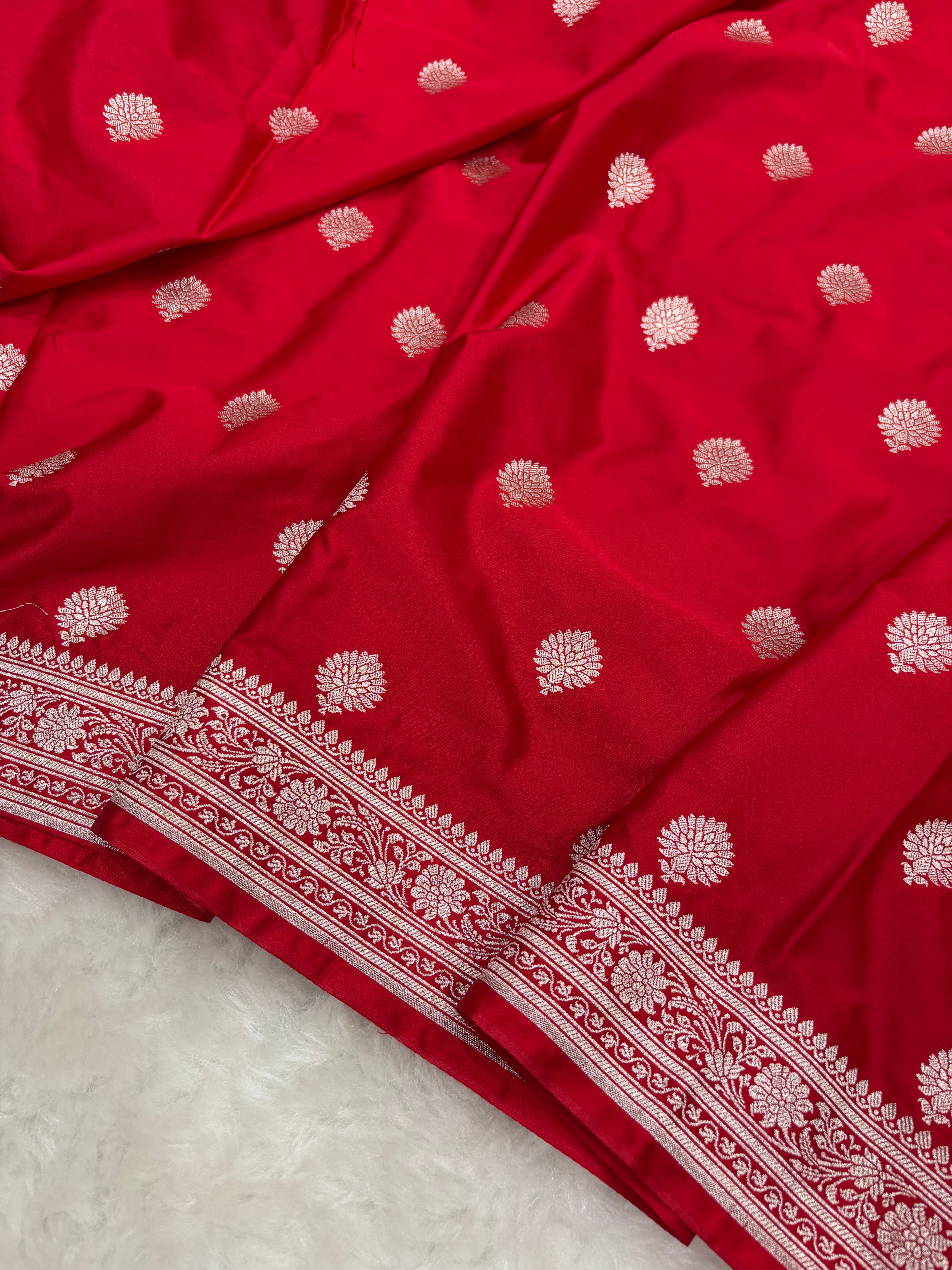 Red Mashru Silk Banarasi Saree with all over Motifs