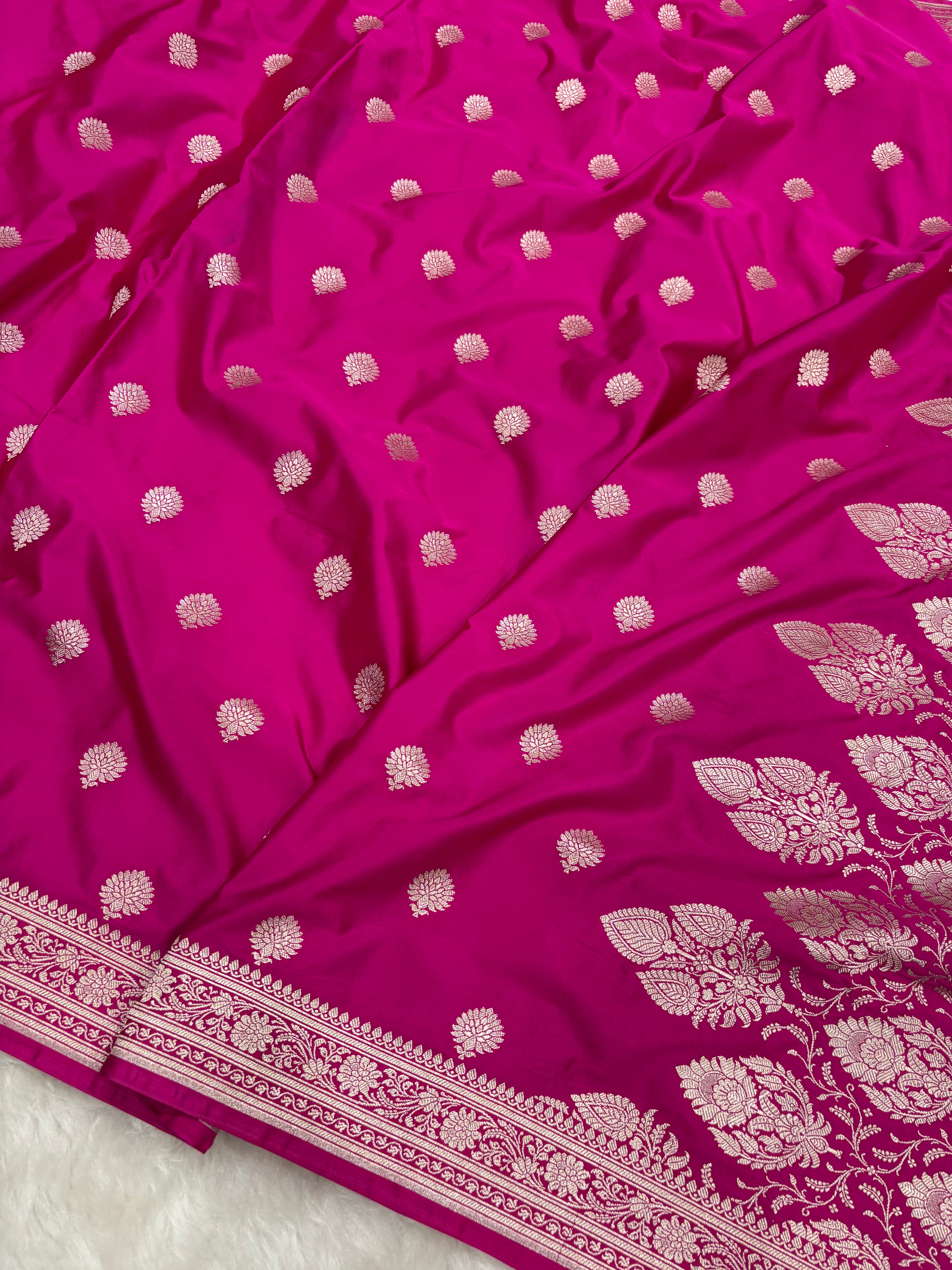 Rani Mashru Silk Banarasi Saree with all over Motifs